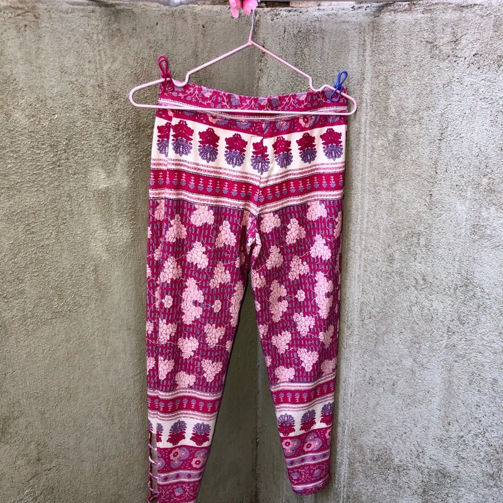 CHASER Leggings Pink w/Window Ankle detail NWTs